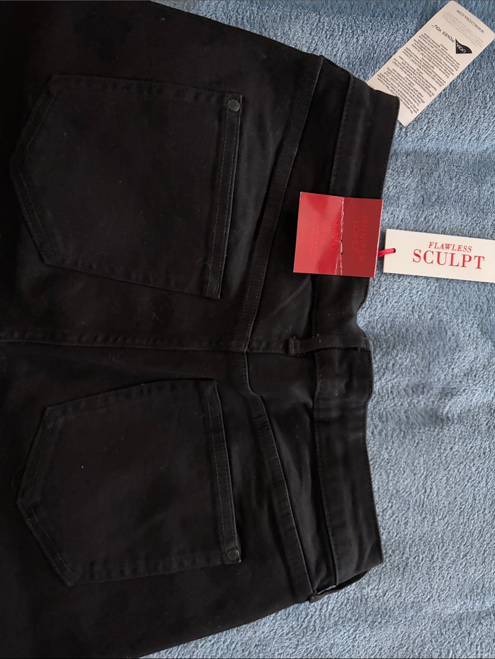 Jennifer Lopez Black Skinny Mid-Rise Jeans - Sleek Stretch Fit - Picture 9 of 10
